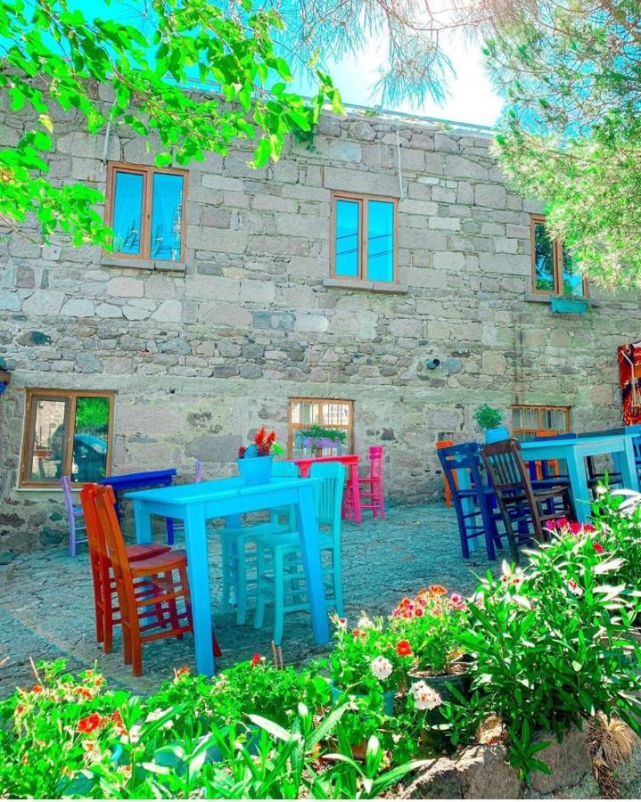 Tas Palace Hotel Assos Екстериор снимка
